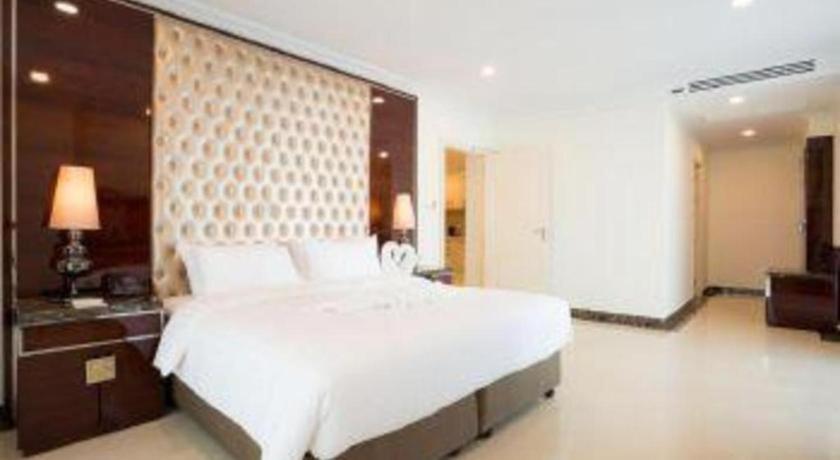 Lk Celestite Otel Pattaya Dış mekan fotoğraf